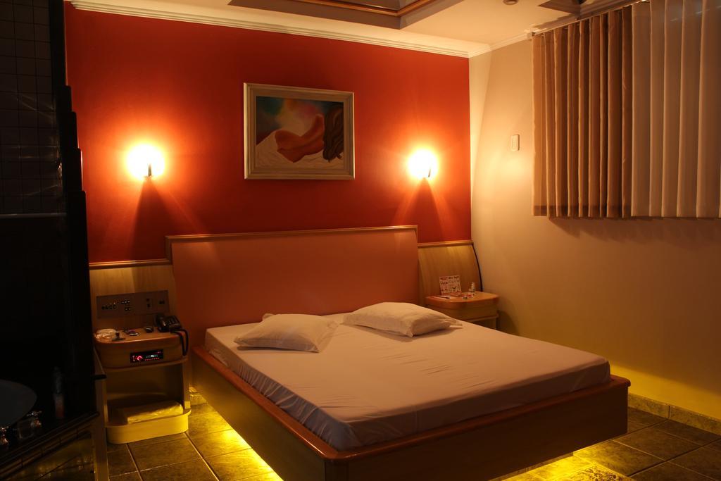 קריסיומה Xenon Motel (Adults Only) מראה חיצוני תמונה