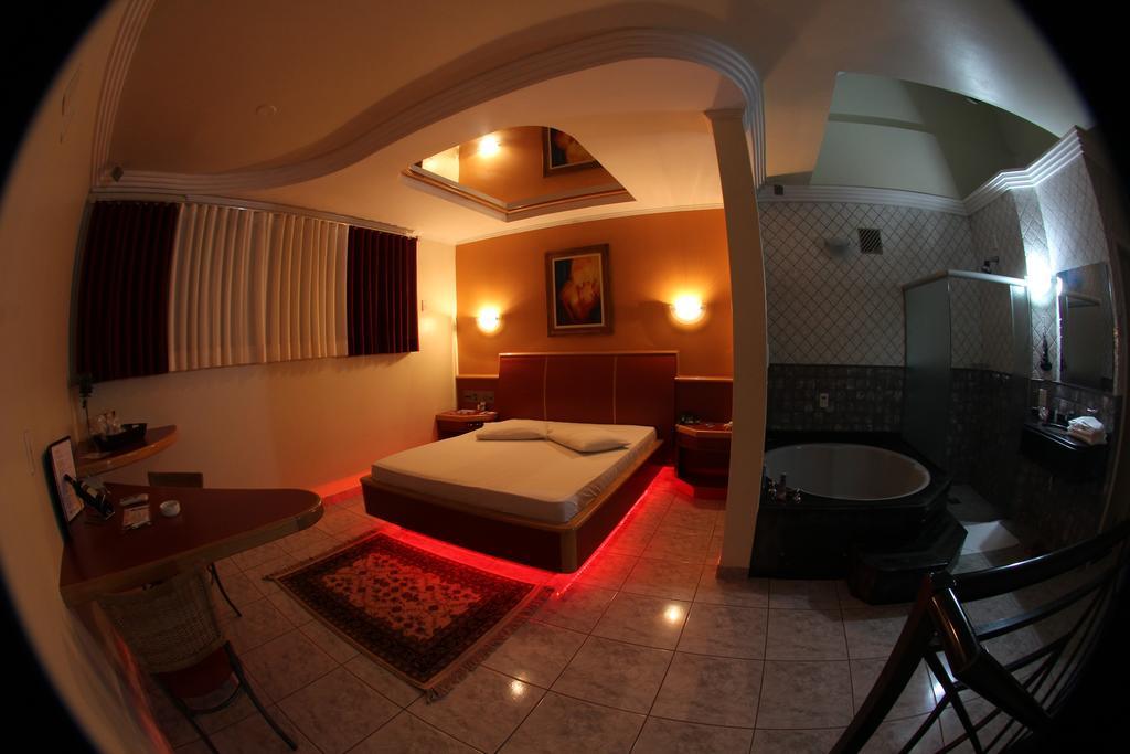קריסיומה Xenon Motel (Adults Only) מראה חיצוני תמונה