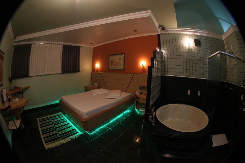 קריסיומה Xenon Motel (Adults Only) מראה חיצוני תמונה