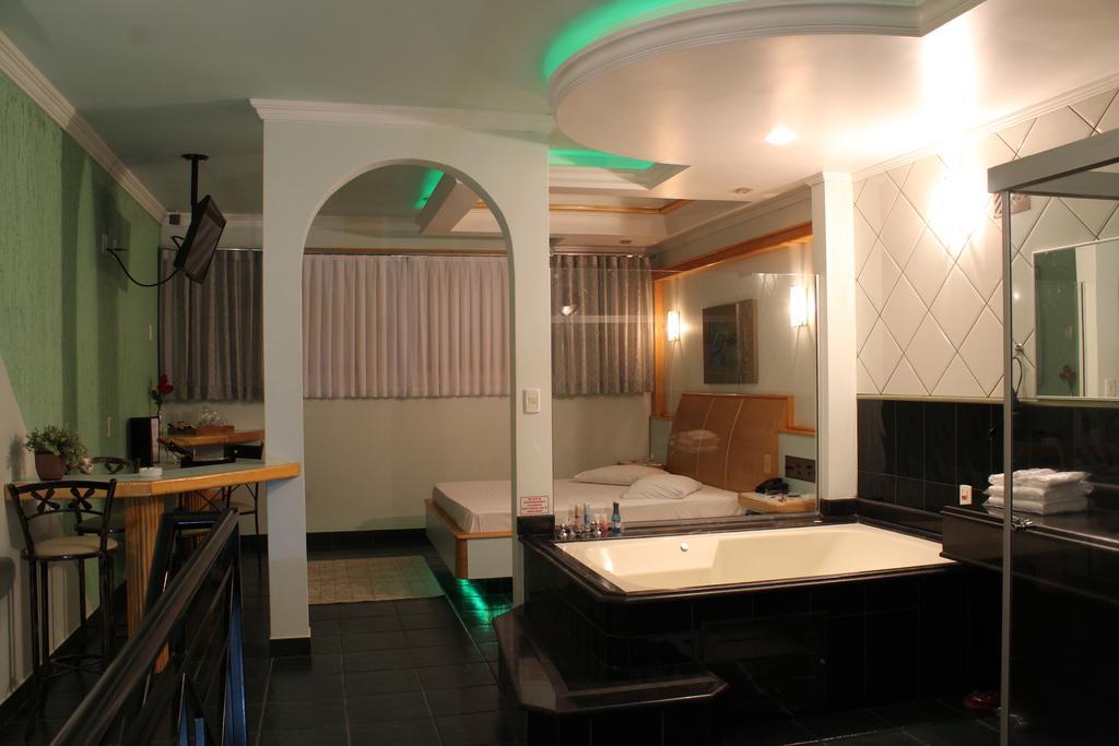 קריסיומה Xenon Motel (Adults Only) מראה חיצוני תמונה