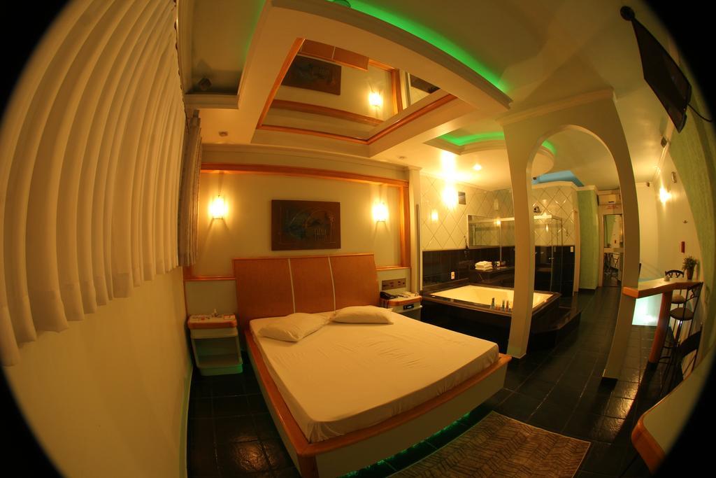 קריסיומה Xenon Motel (Adults Only) מראה חיצוני תמונה