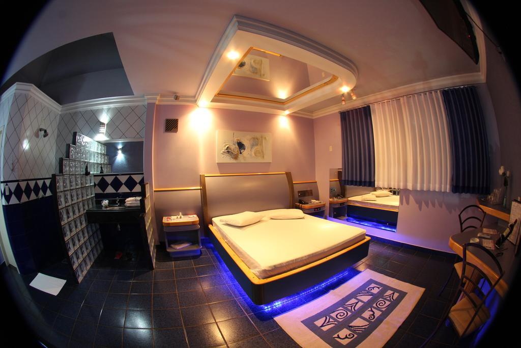 קריסיומה Xenon Motel (Adults Only) מראה חיצוני תמונה
